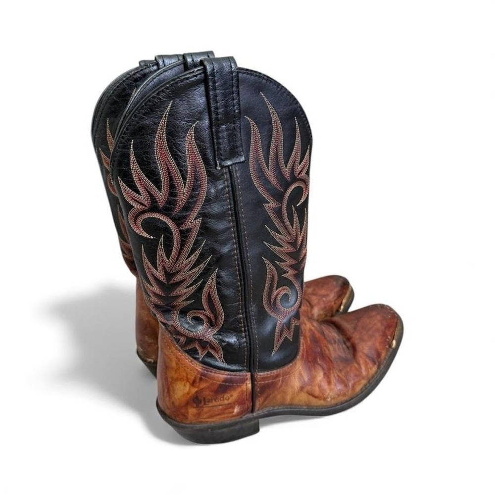VTG Laredo black and brown cowboy boots with flame design